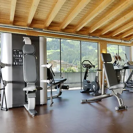 Hotel Alpina Zillertal . Family Lifestyle 4*