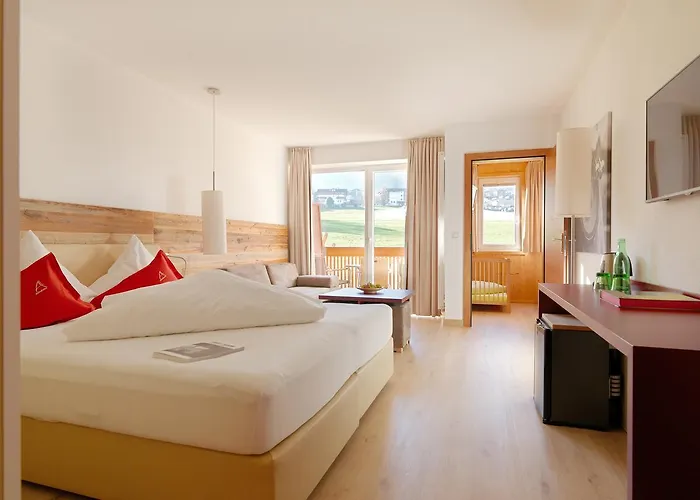 Alpina Zillertal . Family Lifestyle Hotel 4*